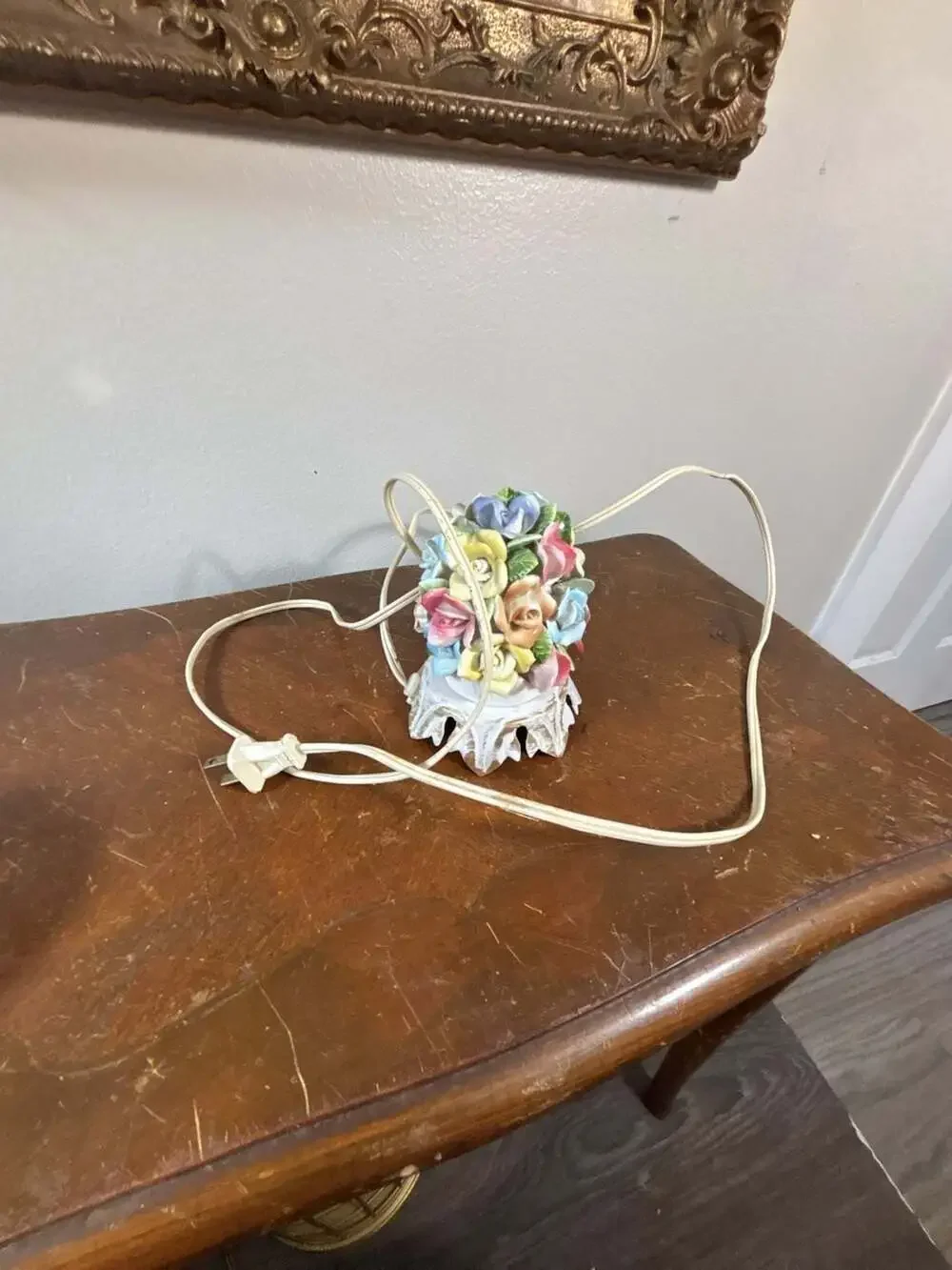 Vintage Capodimonte Ceramic Floral Rose Arrangement Night Light Lamp Base